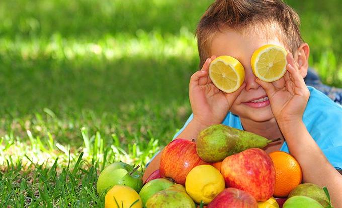 Comment faire manger des légumes et des fruits aux enfants ?